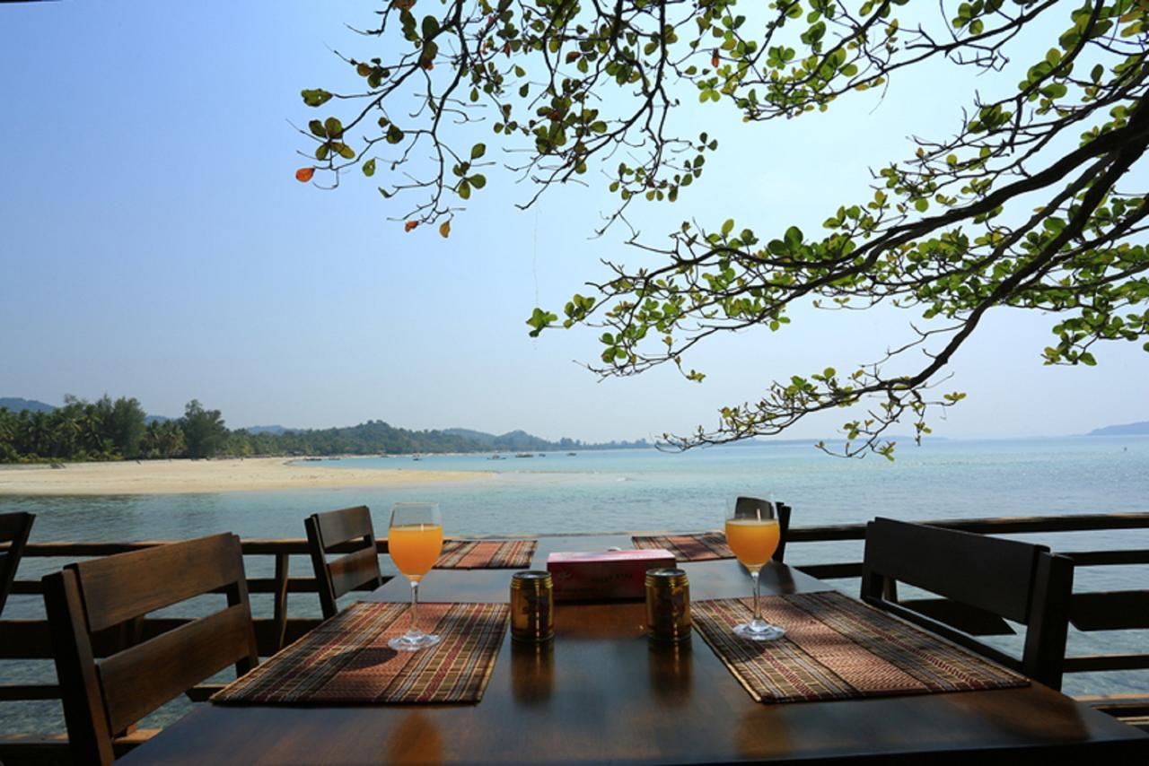 โคโคนัท ไอส์แลนด์ รีสอร์ท งาปาลิ ภายนอก รูปภาพ